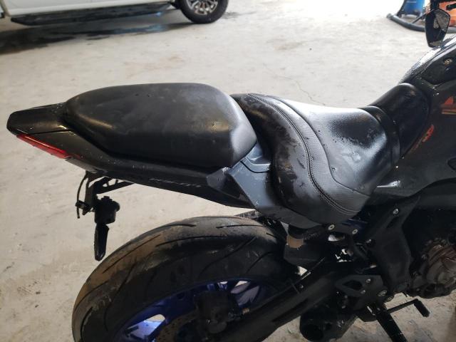 2015 YAMAHA FZ07 JYARM06E6FA000193