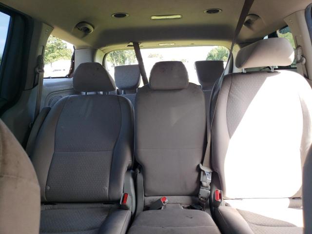 KNDMB5C19H6308502 KIA SEDONA LX