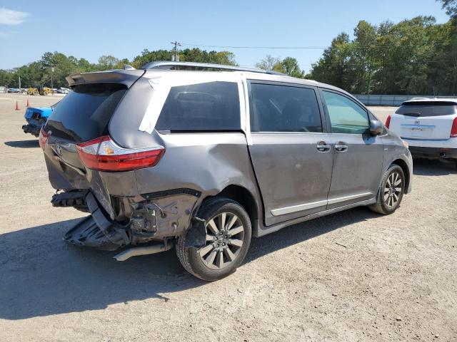 5TDDZ3DCXKS219447 Toyota SIENNA XLE