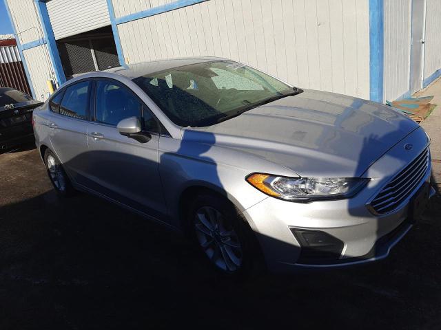 3FA6P0HD4KR148531 Ford Fusion SE 4