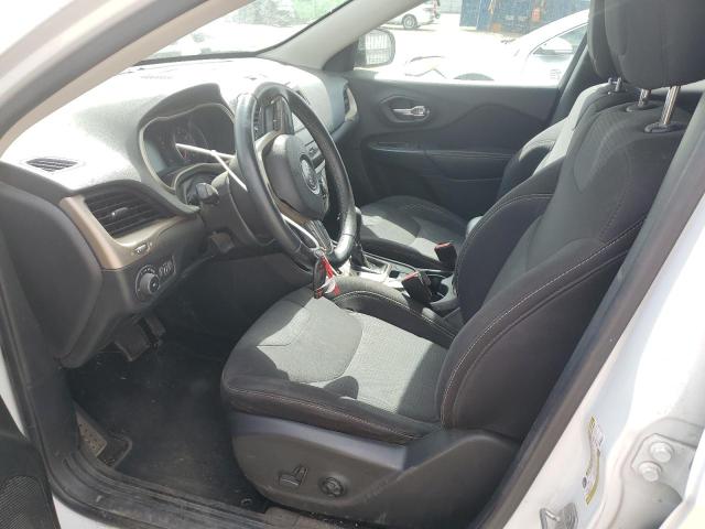 1C4PJLCB8FW753517 Jeep Cherokee Latitude