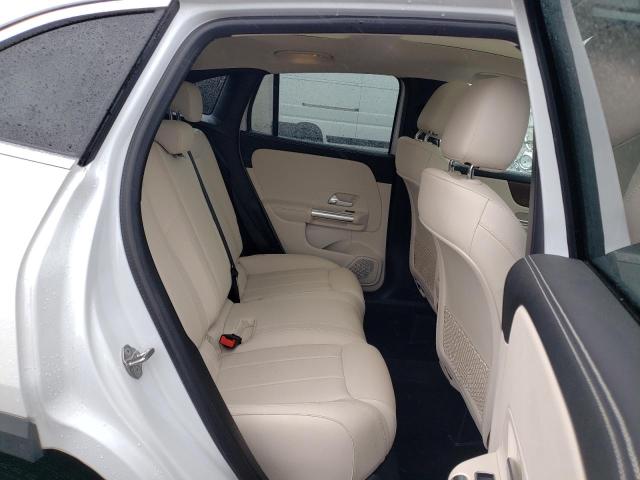 W1N4N4GB6NJ373832 Mercedes-Benz GLA 250