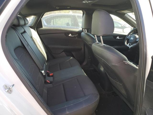3KPF34AD2LE139326 KIA Forte Gt Line