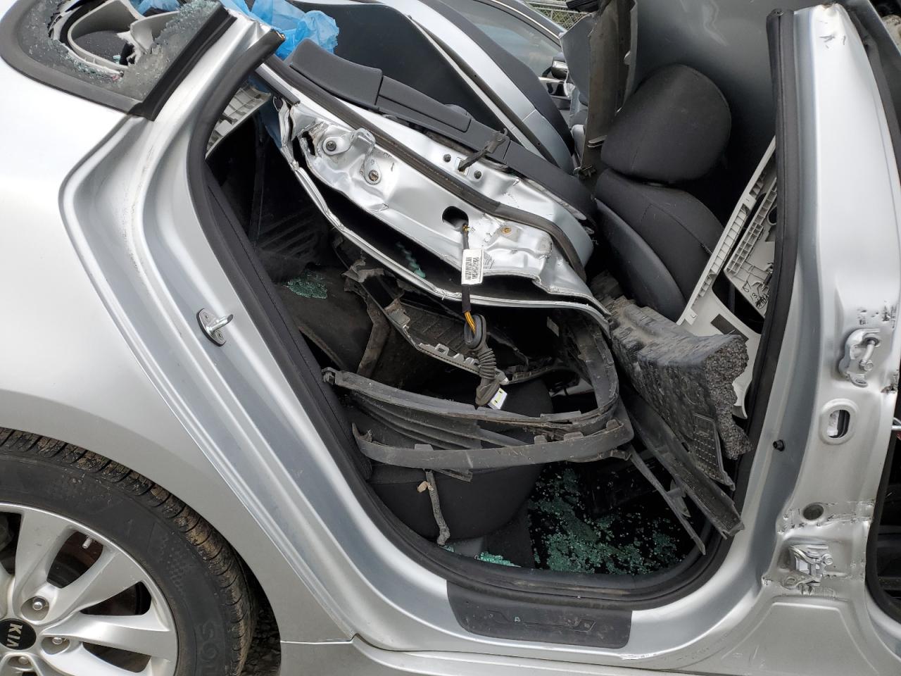 5XXGT4L30HG154110 2017 Kia Optima Lx