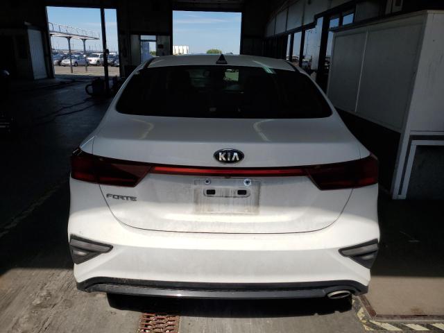 3KPF24AD2LE206915 KIA FORTE FE