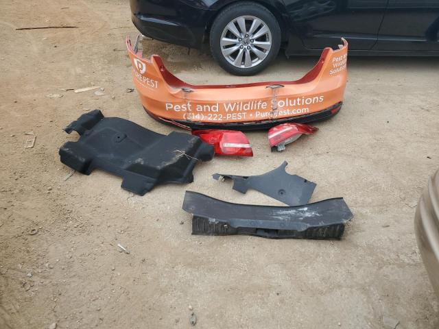 1FADP3F20JL278068 Ford FOCUS SE