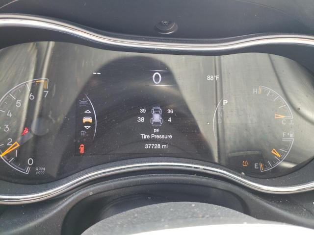 1C4RJFAG6KC642033 Jeep Grand Cherokee Laredo