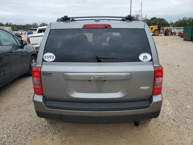 1C4NJPFA3ED600720 Jeep Patriot Latitude