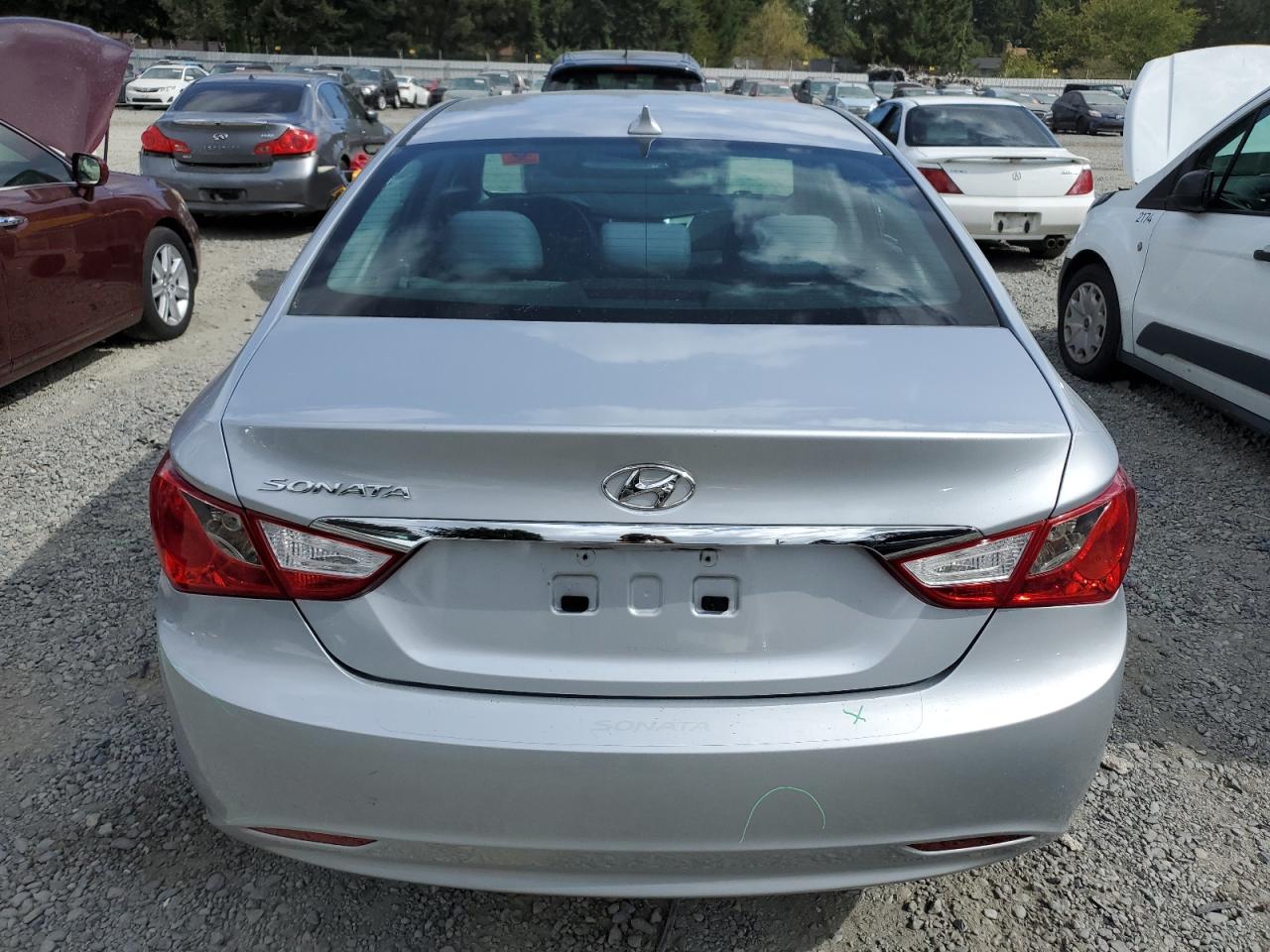 5NPEB4AC2DH733529 2013 Hyundai Sonata Gls