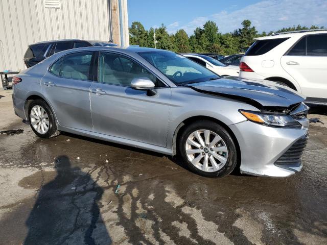  TOYOTA CAMRY 2020 Сріблястий