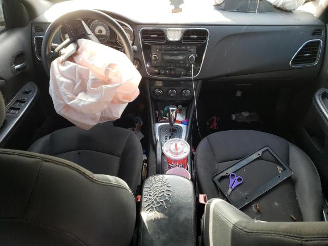 1C3CCBAG5EN131242 Chrysler 200 LX