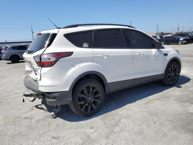 1FMCU0J91HUA82495 2017 FORD ESCAPE, photo no. 3