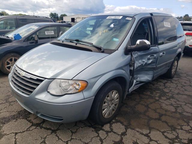 2006 Chrysler Town & Country LX