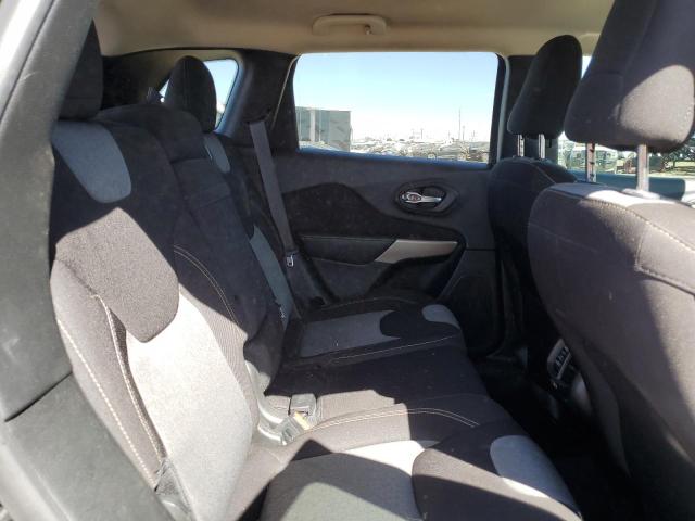 1C4PJLAS0HW577083 Jeep Cherokee Sport