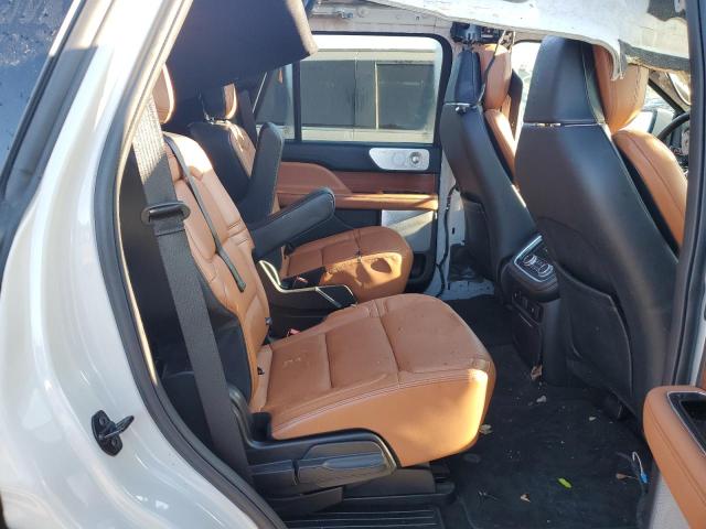 5LMJJ2LT8LEL17401 Lincoln Navigator Reserve