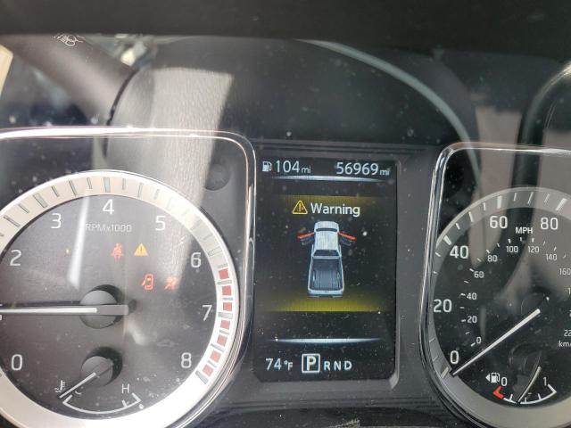  NISSAN TITAN 2018 Сріблястий