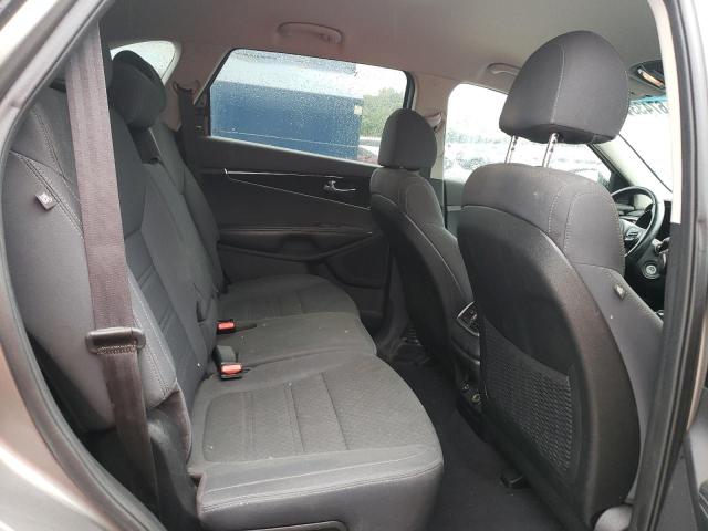 5XYPGDA58JG371978 KIA SORENTO LX
