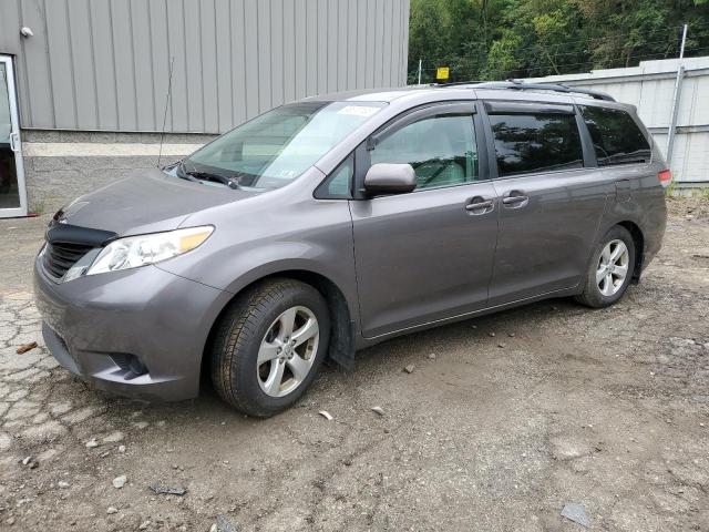 VIN 5TDKK3DC7ES462083 2014 Toyota Sienna, LE no.1