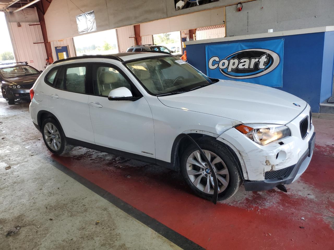 2013 BMW X1 xDrive28I vin: WBAVL1C55DVR84939