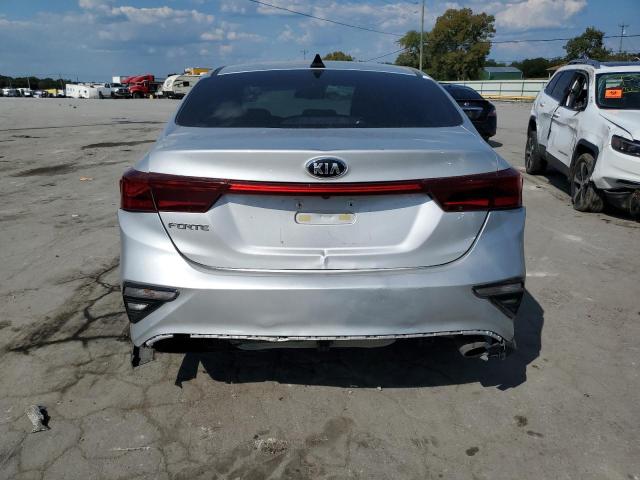 3KPF24AD8LE241247 KIA FORTE FE