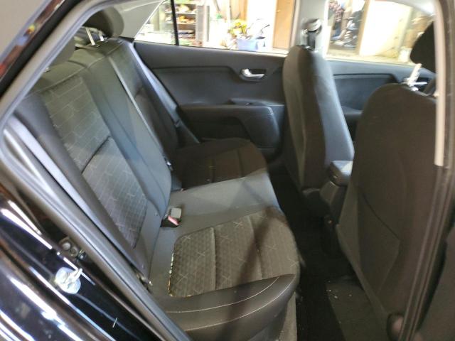 3KPA24AD9ME383070 KIA RIO LX