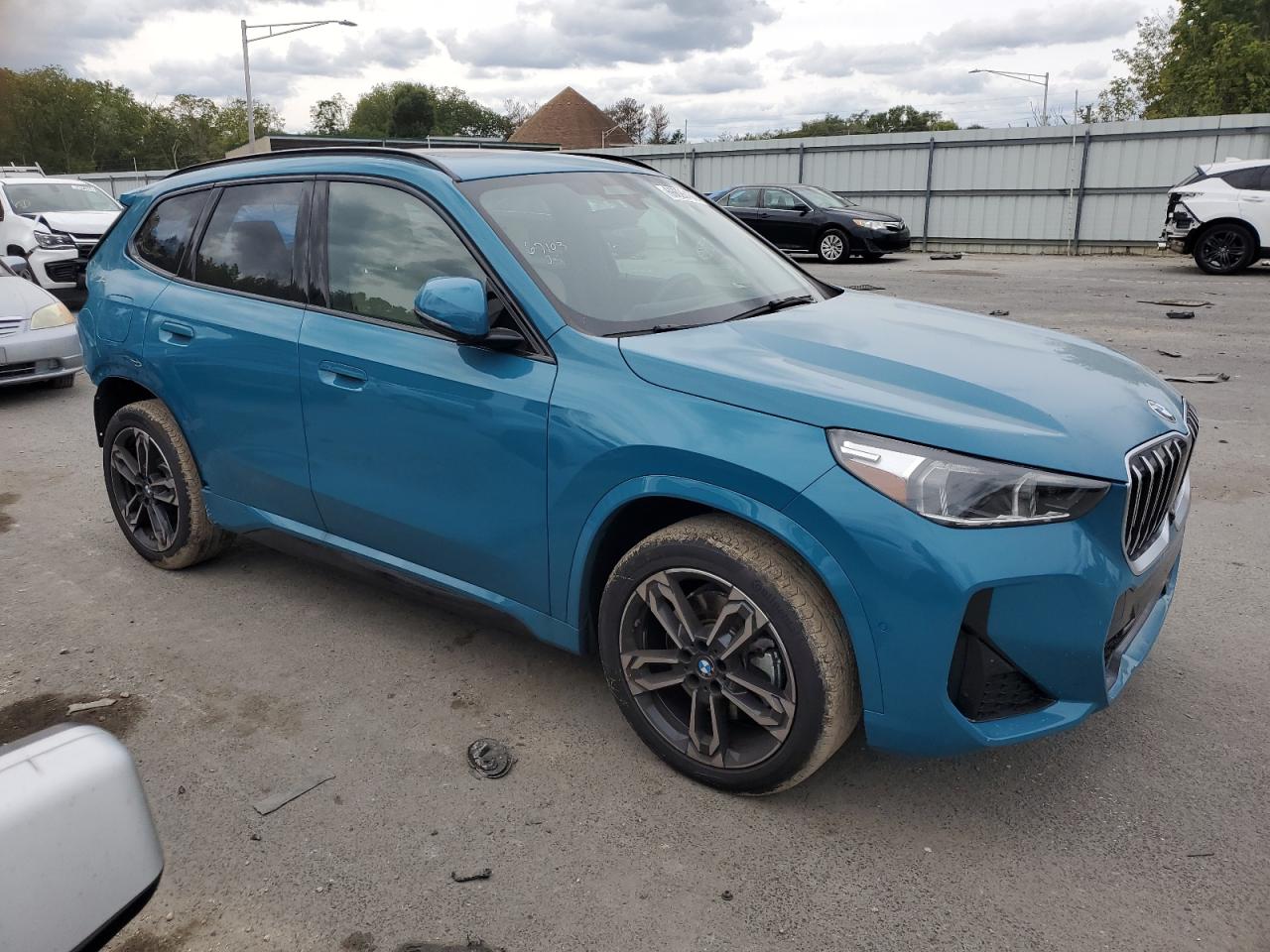 WBX73EF07P5W49837 BMW X1 XDRIVE2 4