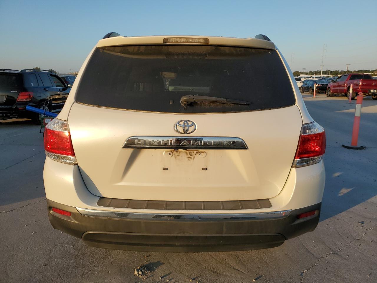 TOYOTA HIGHLANDER LIMITED