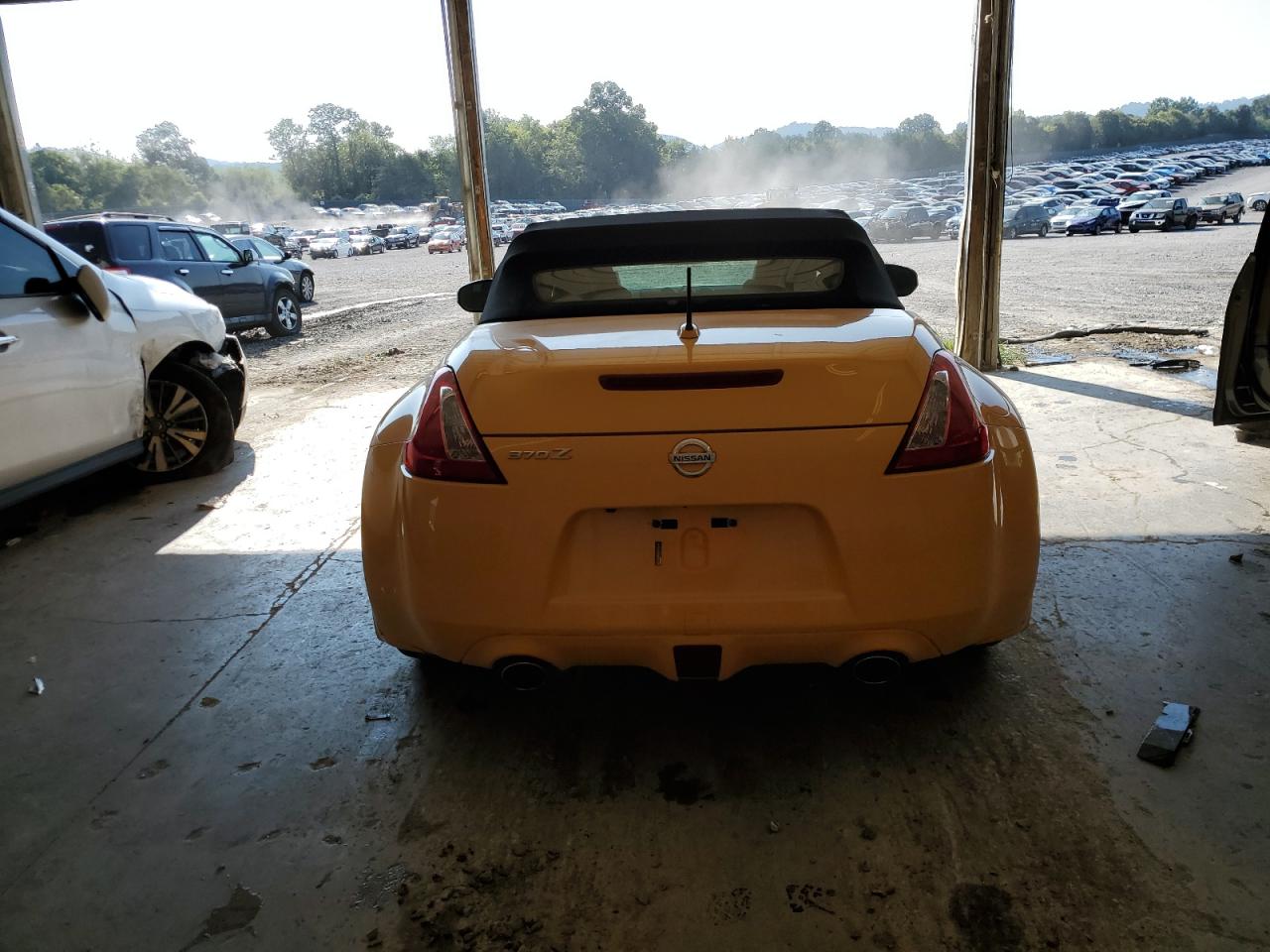 JN1AZ4FH3HM940279 2017 Nissan 370Z Base