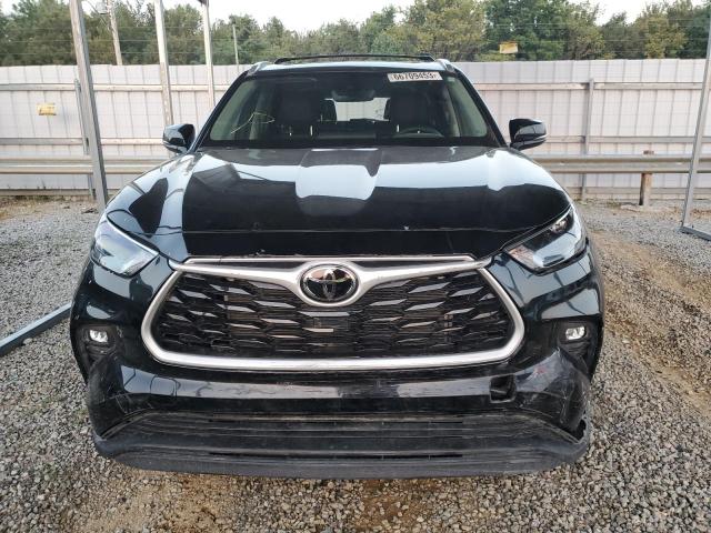 VIN 5TDKDRBHXPS038086 2023 Toyota Highlander, L no.5