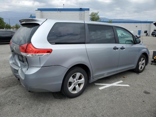 5TDKA3DC4BS003494 2011 TOYOTA SIENNA, photo no. 3