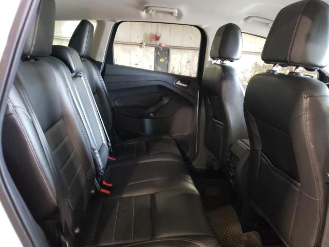 1FMCU9J9XFUC33495 Ford Escape Titanium