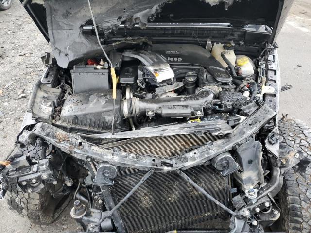 1C4HJXDG2JW312786 Jeep Wrangler Unlimited Sport