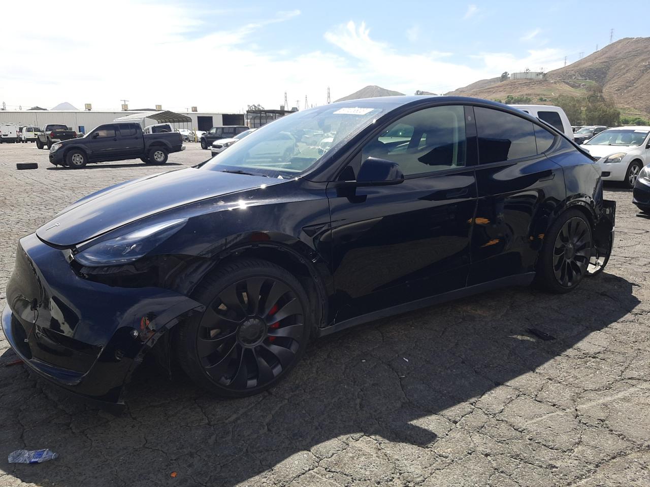 7SAYGDEF4NF574728 Tesla Model Y 