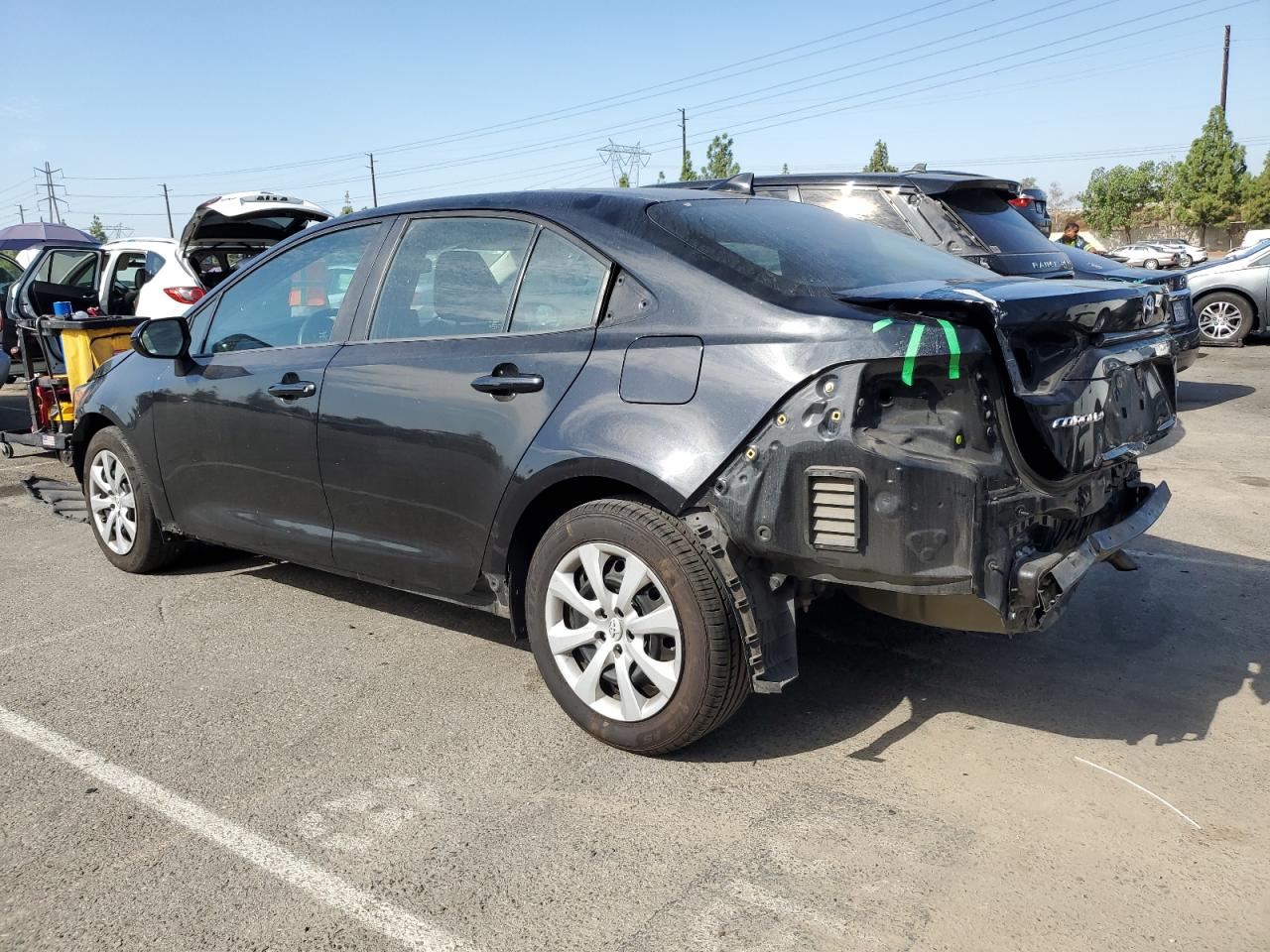 Lot #2425538757 2020 TOYOTA COROLLA LE