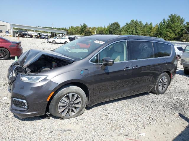 CHRYSLER-PACIFICA-2C4RC1L7XMR586229