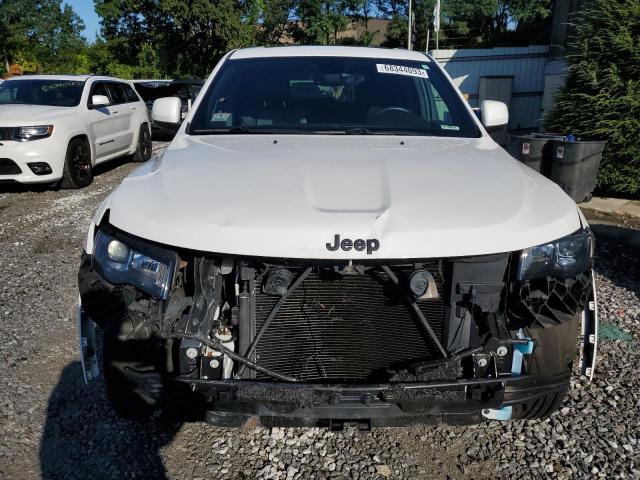1C4RJFAG3JC245720 Jeep Grand Cherokee Laredo