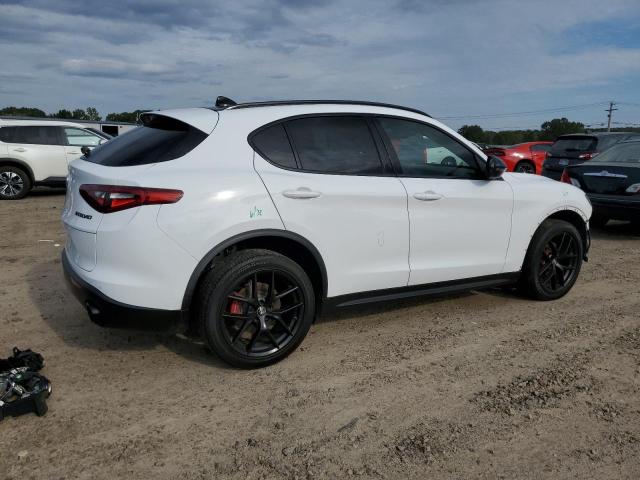 ZASPAKAN7L7C74316 Alfa Romeo Stelvio  3