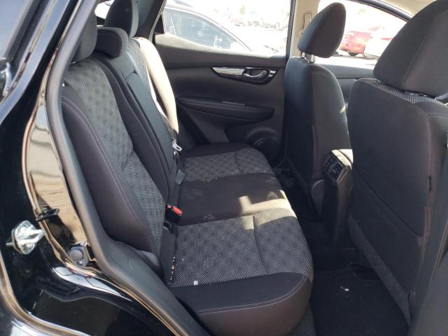 JN1BJ1CR4JW268945 Nissan Rogue Sport S