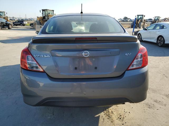 3N1CN7APXJL800895 2018 Nissan Versa S