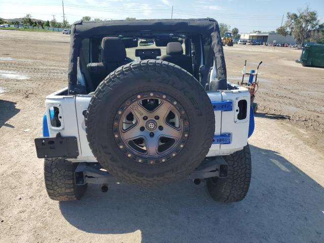 1C4BJWDG1HL553475 Jeep Wrangler Unlimited Sport