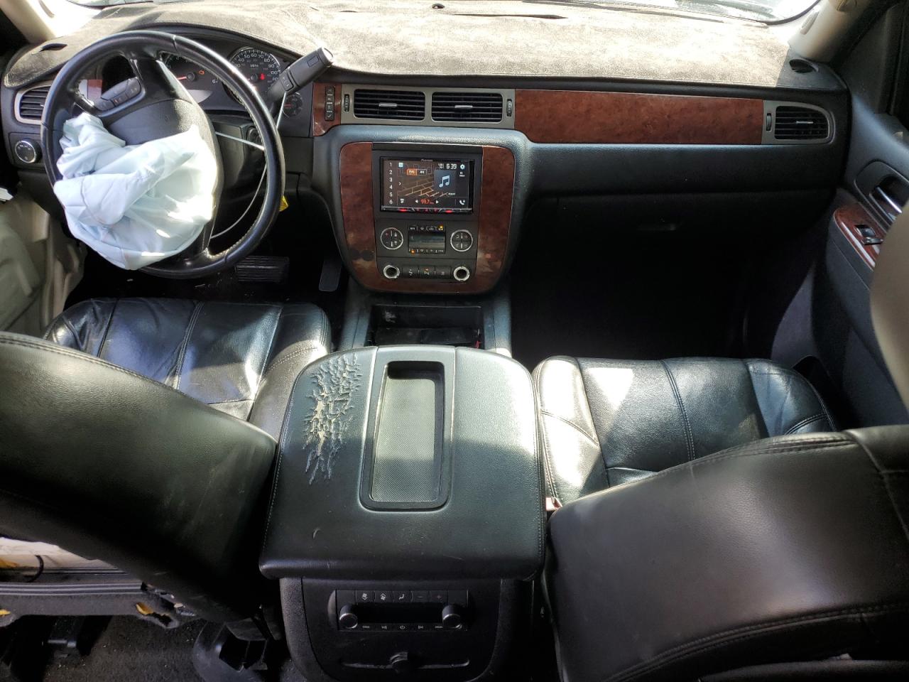 1GNUKBE08AR234861 2010 Chevrolet Tahoe K1500 Lt