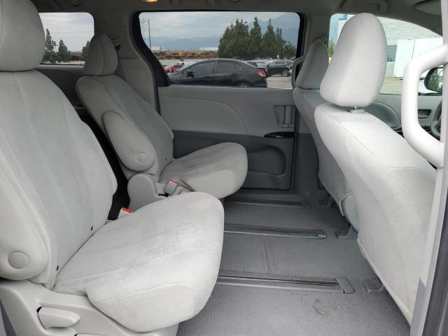 5TDKA3DC4BS003494 2011 TOYOTA SIENNA, photo no. 11