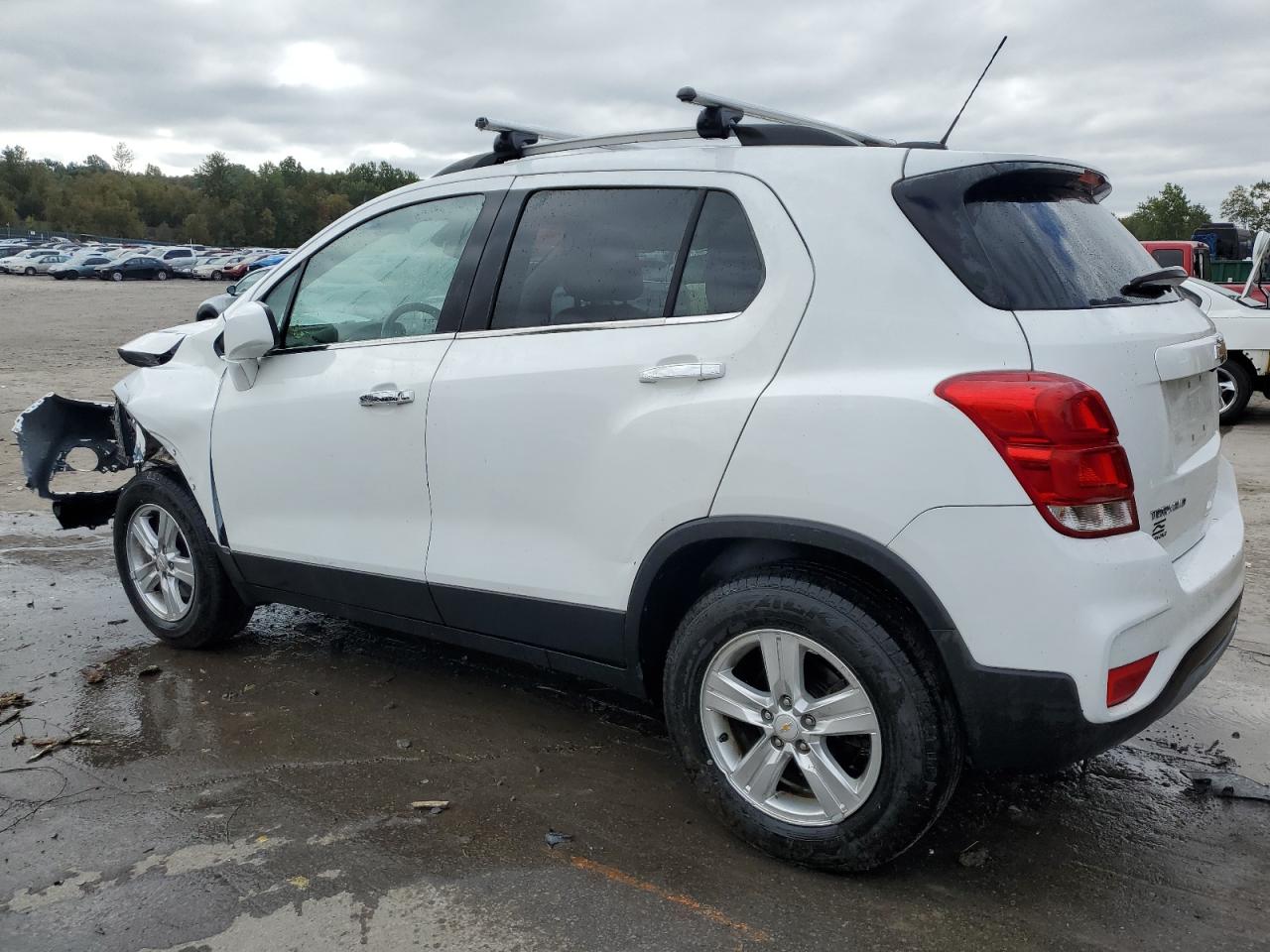 KL7CJPSB9KB751202 Chevrolet Trax  2