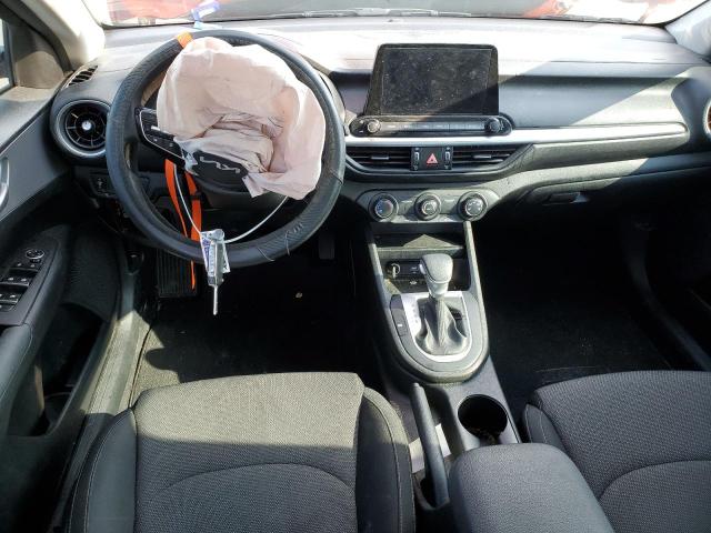 3KPF24AD9PE526318 KIA FORTE LX