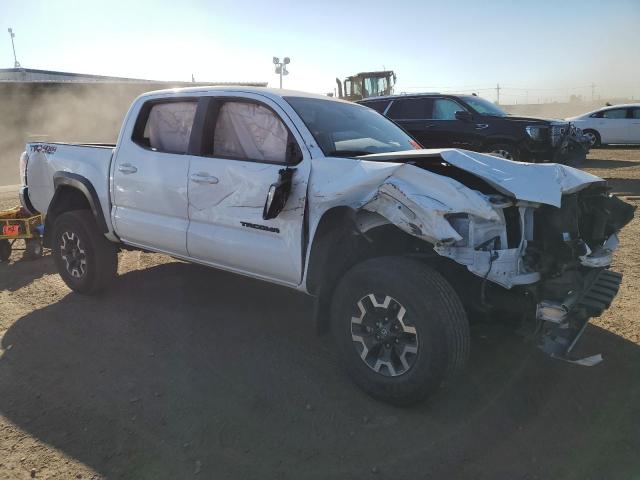  TOYOTA TACOMA 2022 Білий