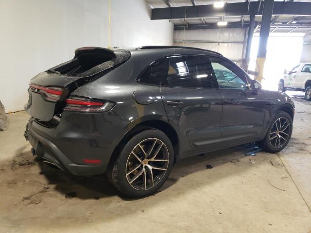 VIN WP1AA2A52NLB00385 2022 Porsche Macan no.3