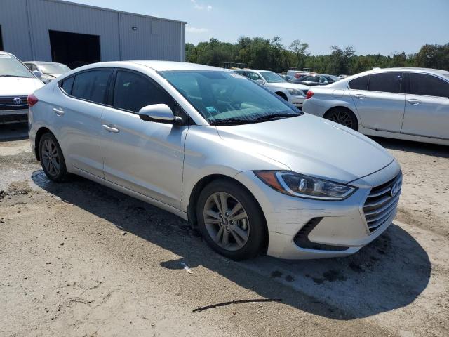 2018 Hyundai Elantra - Image 4