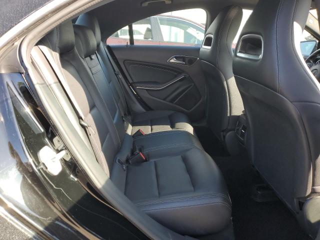 WDDSJ4EB9JN559483 Mercedes-Benz CLA 250
