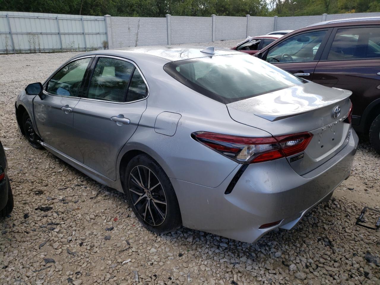 2022 Toyota Camry Se vin: 4T1G11BK3NU049382