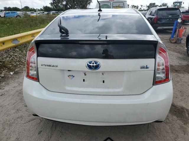 JTDKN3DU2E0381074 Toyota PRIUS